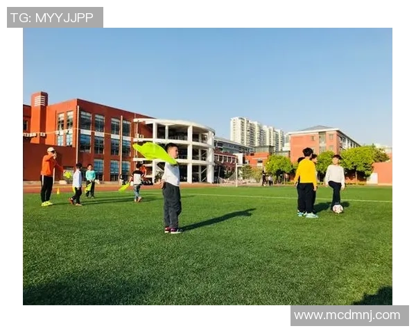 足球明星李承原的传奇之路与未来发展展望 足球明星李承原的传奇之路与未来发展展望